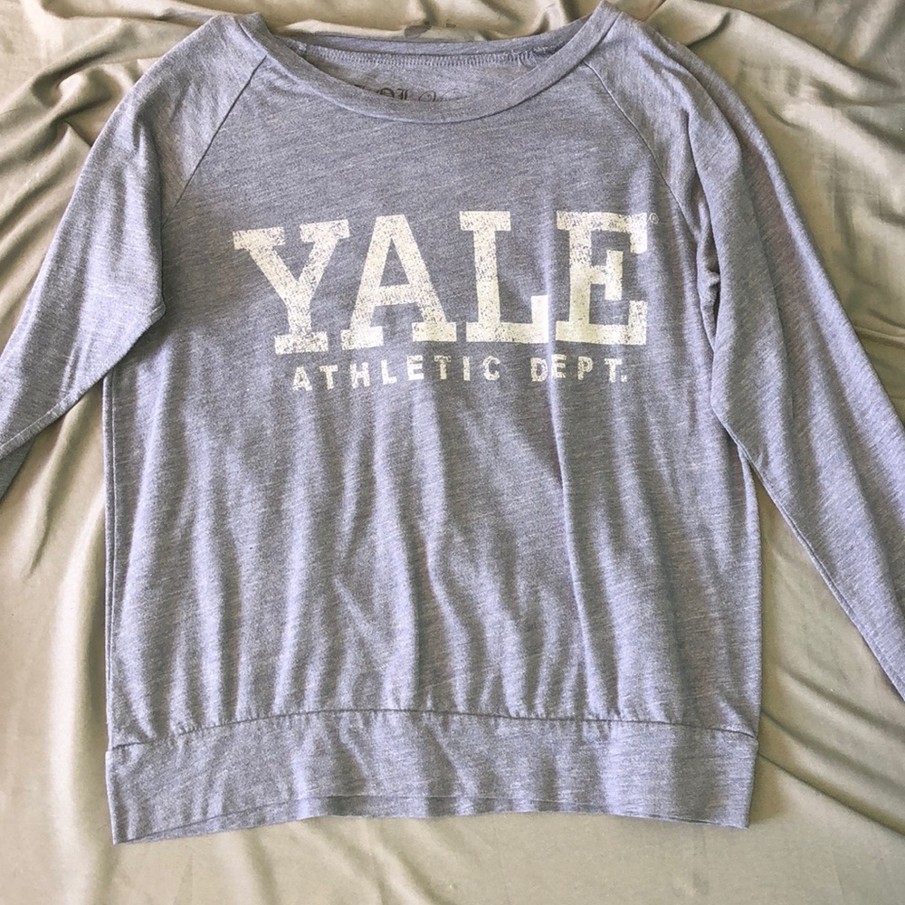 ‘yale’ tee
